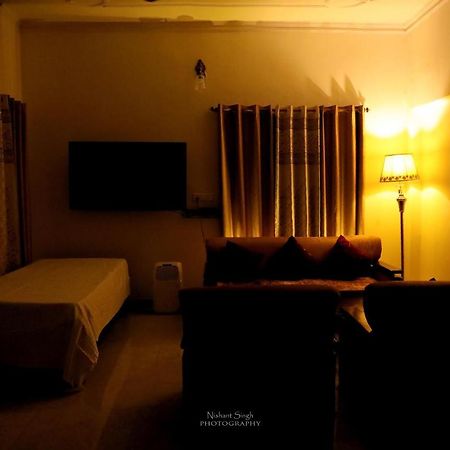 ורנאסי Tattva Luxurious Apartment מראה חיצוני תמונה